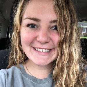 Meet your Posher, Kaitlyn